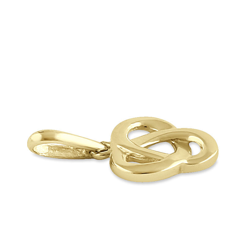 Solid 14K Yellow Gold Round Triquatra Pendant